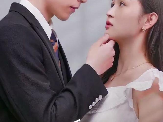 替嫁后我成了大佬的白月光 第1-30集