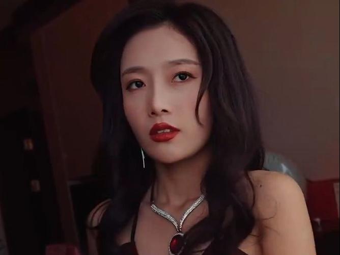 重生后高冷妻子跪地忏悔 第02集